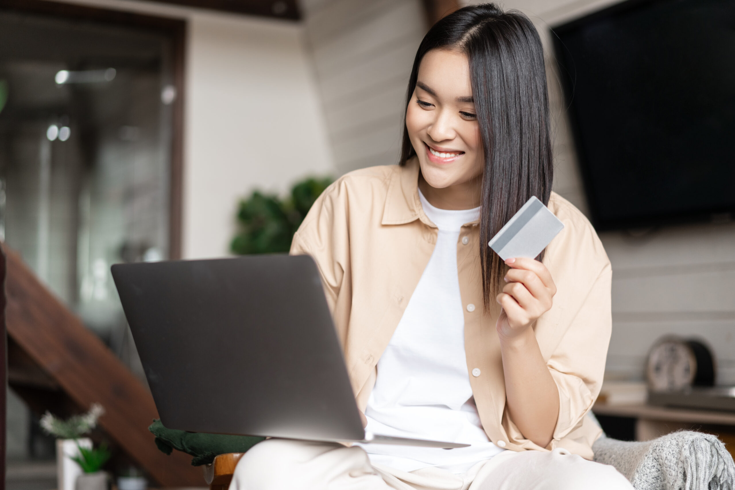 Nghịch lý thành công của DBS Bank: Khuyến khích khách hàng “ít dùng” ngân hàng để gắn kết sâu hơn