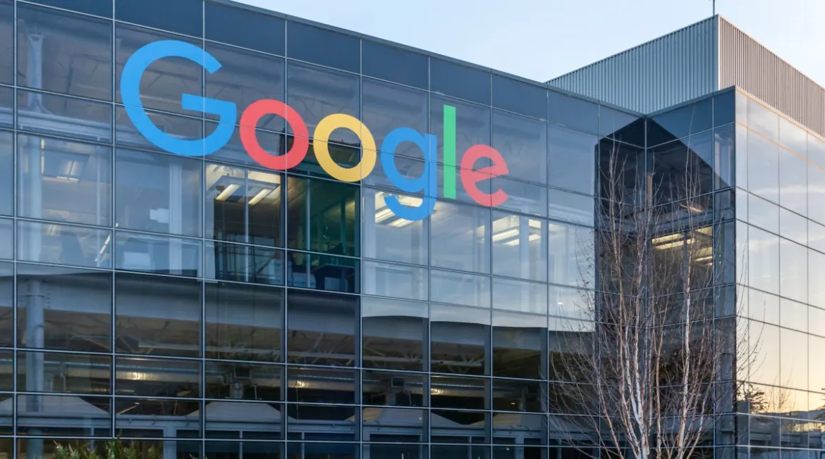 Hơn cả quy trình: Google “dạy” nhân viên thấu cảm – Bí quyết nâng tầm trải nghiệm khách hàng bằng dữ liệu và AI Agent
